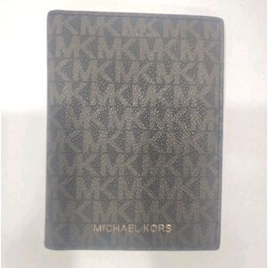 Michael Kors Logo Bedford Passport Wallet, Unisex Size OS - Brown Signature‎ NWT